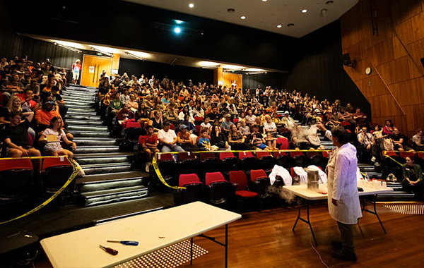 od-chemshow Chemistry show in lecture theatre